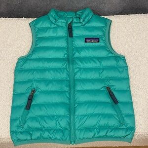 Patagonia Baby Down Sweater Vest in Plains Green